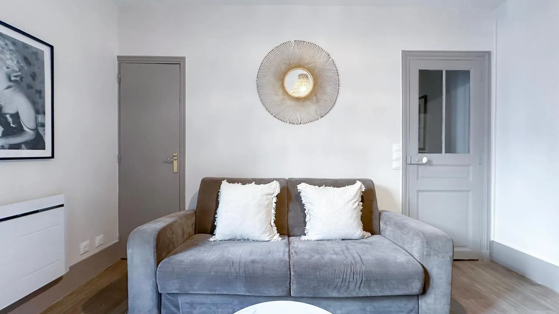 - Buttes Chaumont's Park -entire Flats Apartment