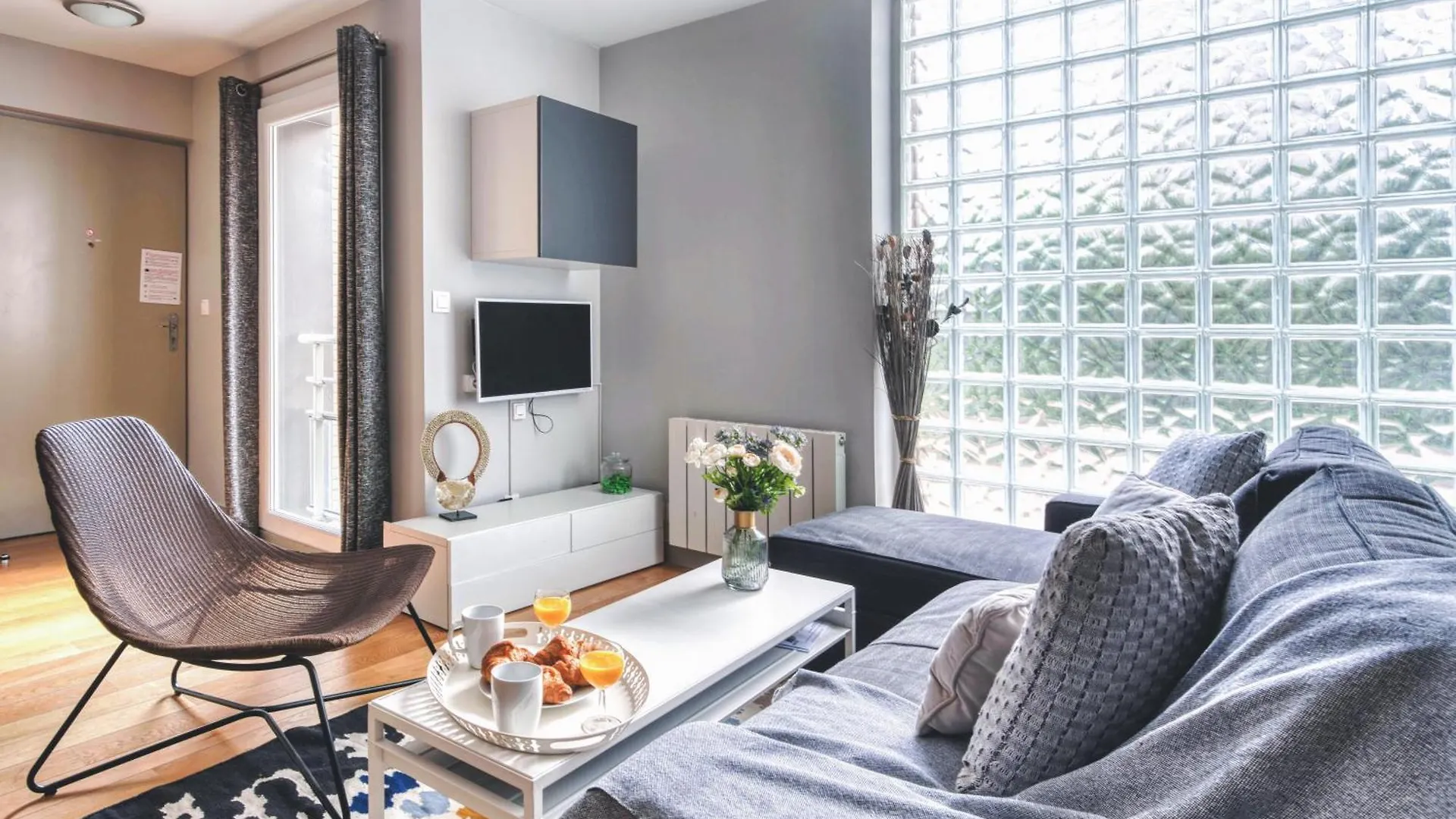 Apartment - Buttes Chaumont's Park -entire Flats