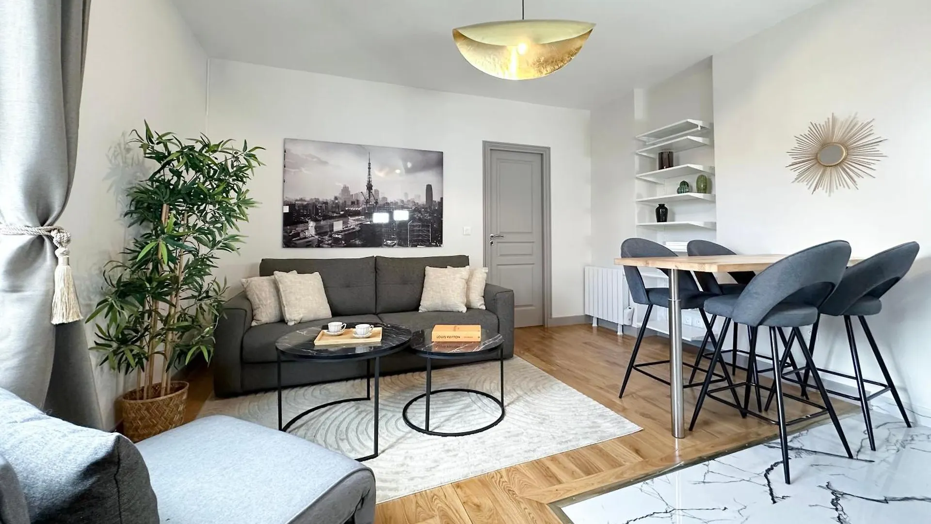 Apartment - Buttes Chaumont's Park -entire Flats Paris