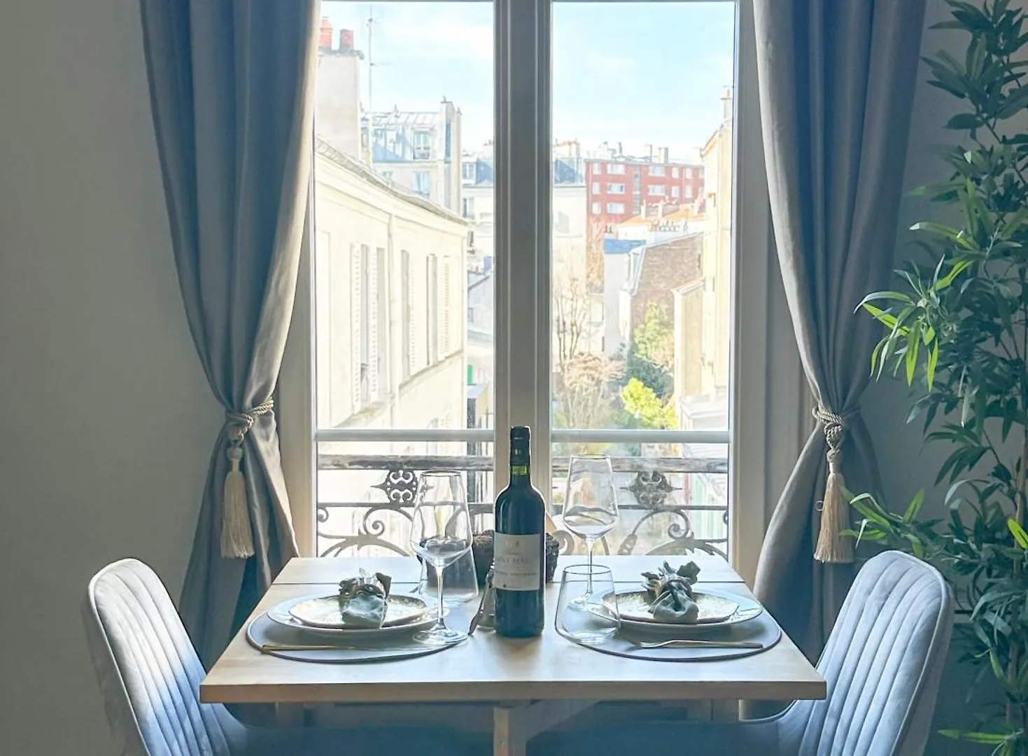 Apartment - Buttes Chaumont's Park -entire Flats *