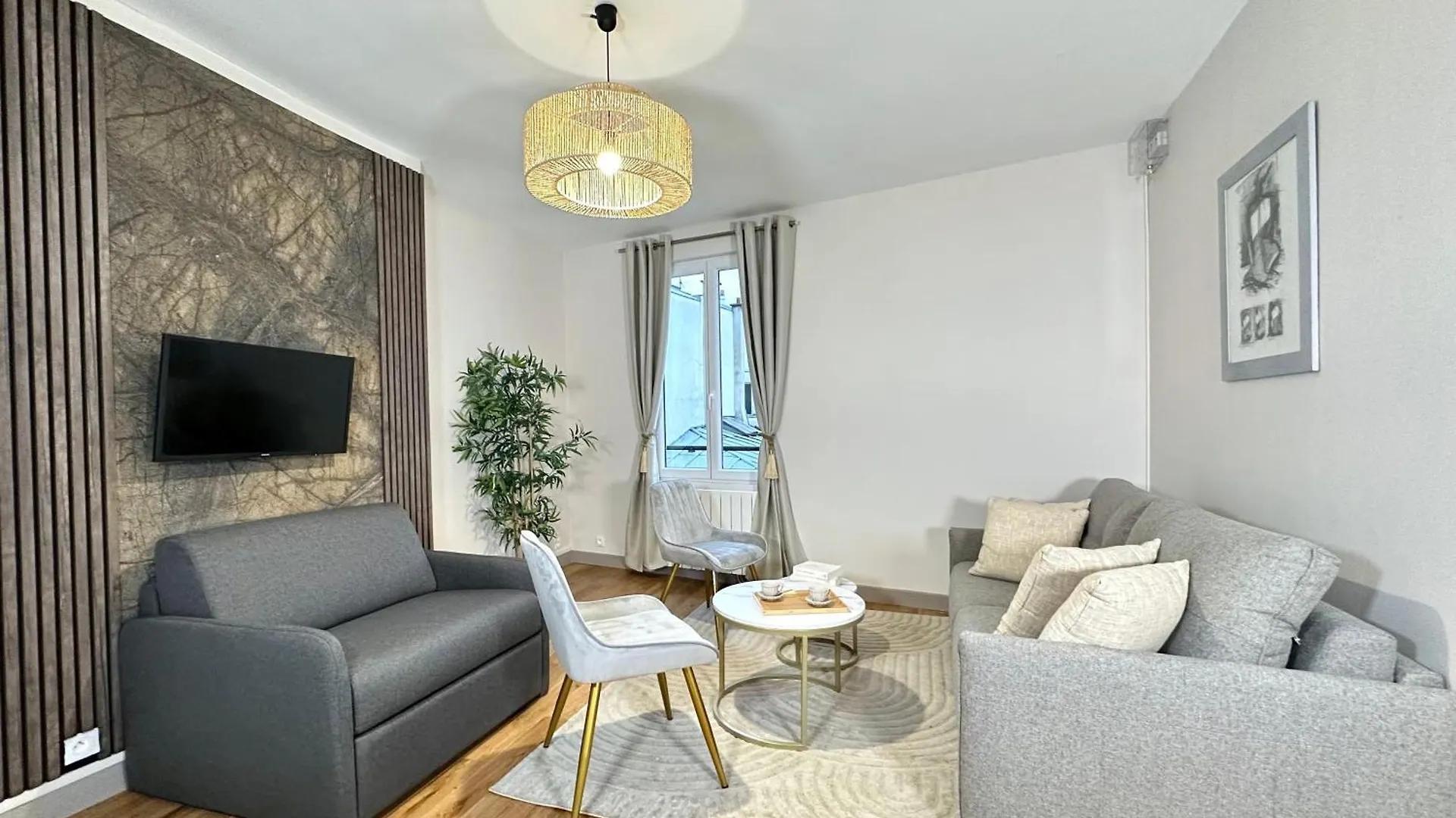 - Buttes Chaumont's Park -entire Flats * 파리