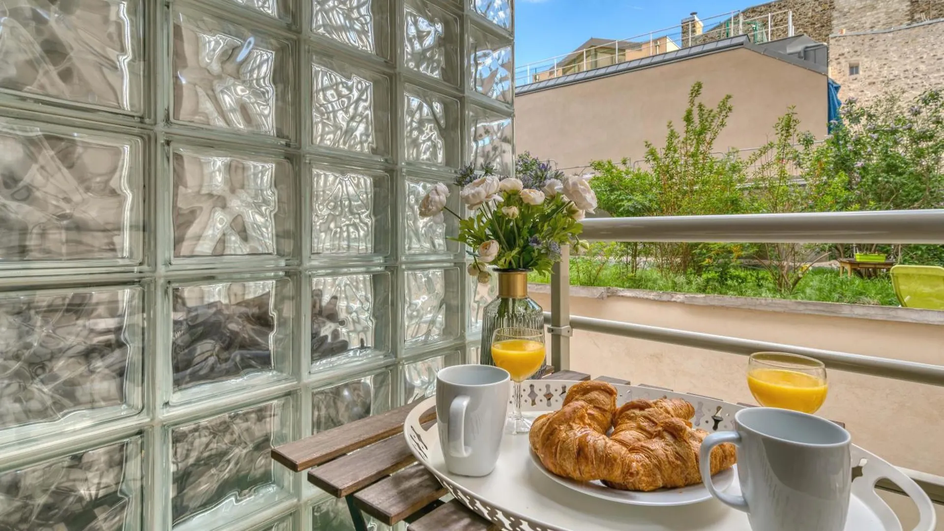 - Buttes Chaumont's Park -entire Flats Apartment