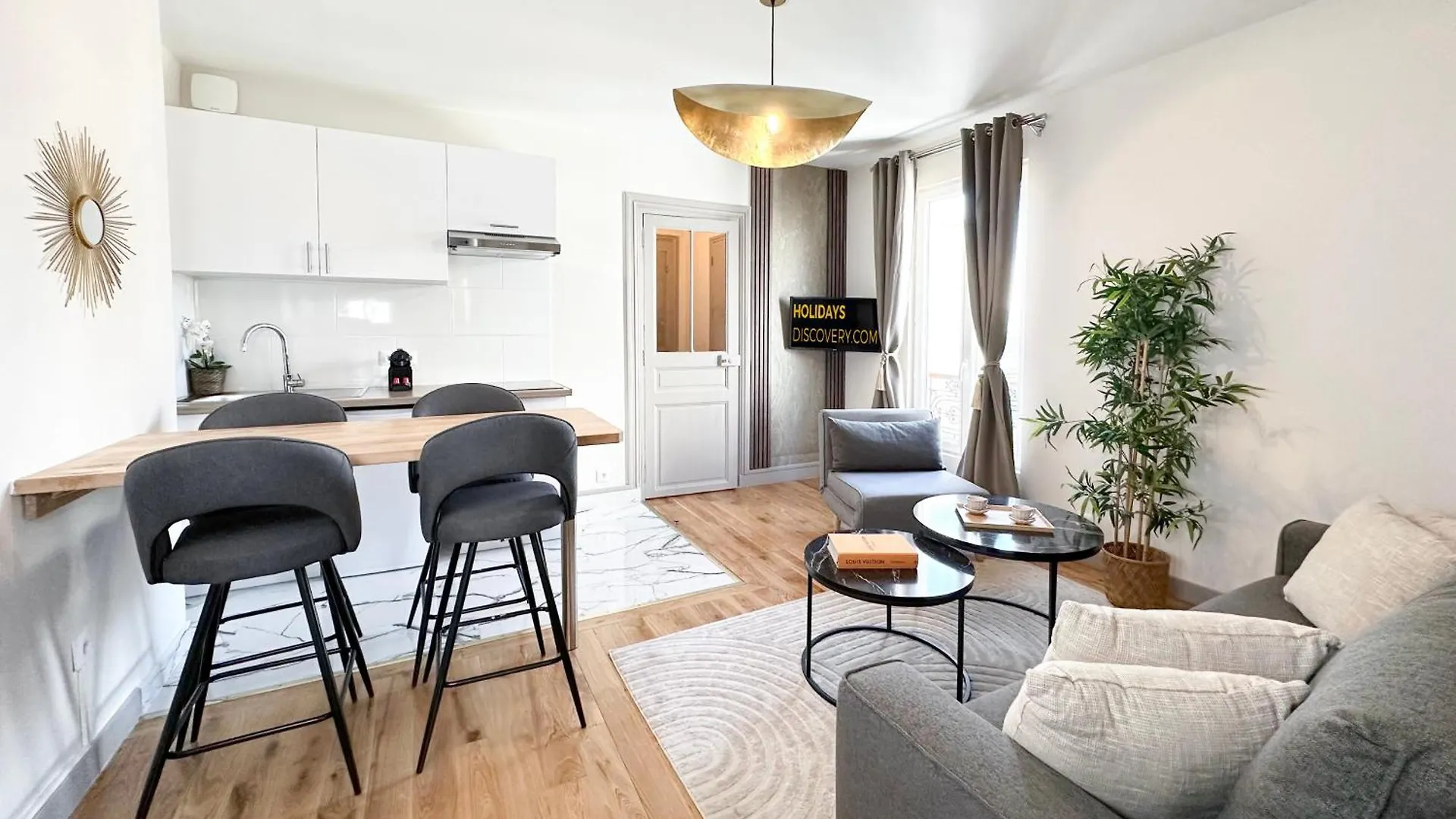 - Buttes Chaumont's Park -entire Flats 아파트 *